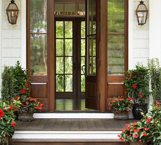 7 điều cần kiêng kỵ khi thiết kế cửa ra vào trong phong thủy xây dựng