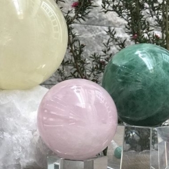 Những loại đá phong thủy nên sử dụng trong nhà